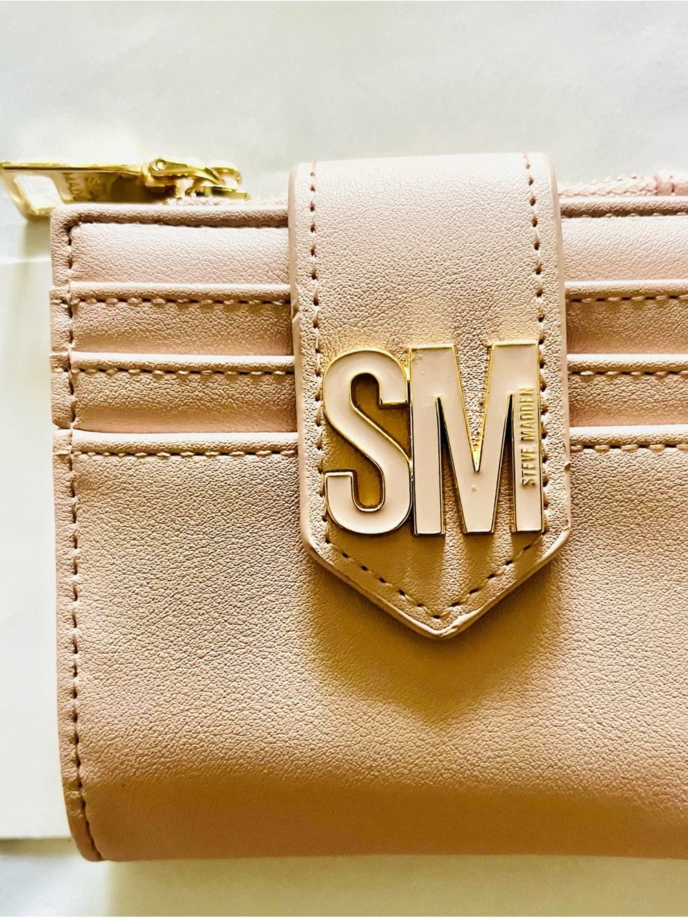 Steve Madden Blush Trifold Card Holder Wallet Coin Section with Signature Logo